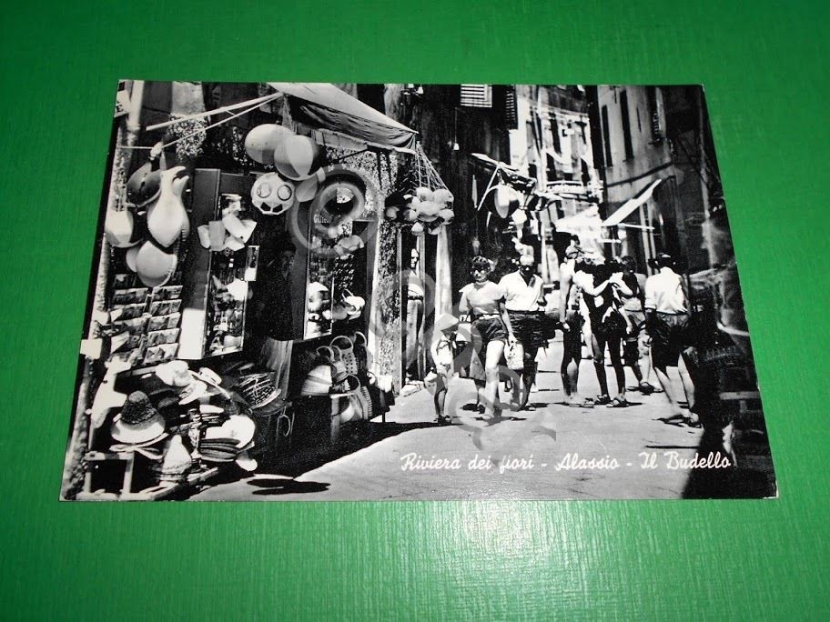 Cartolina Alassio - Il Budello 1964.