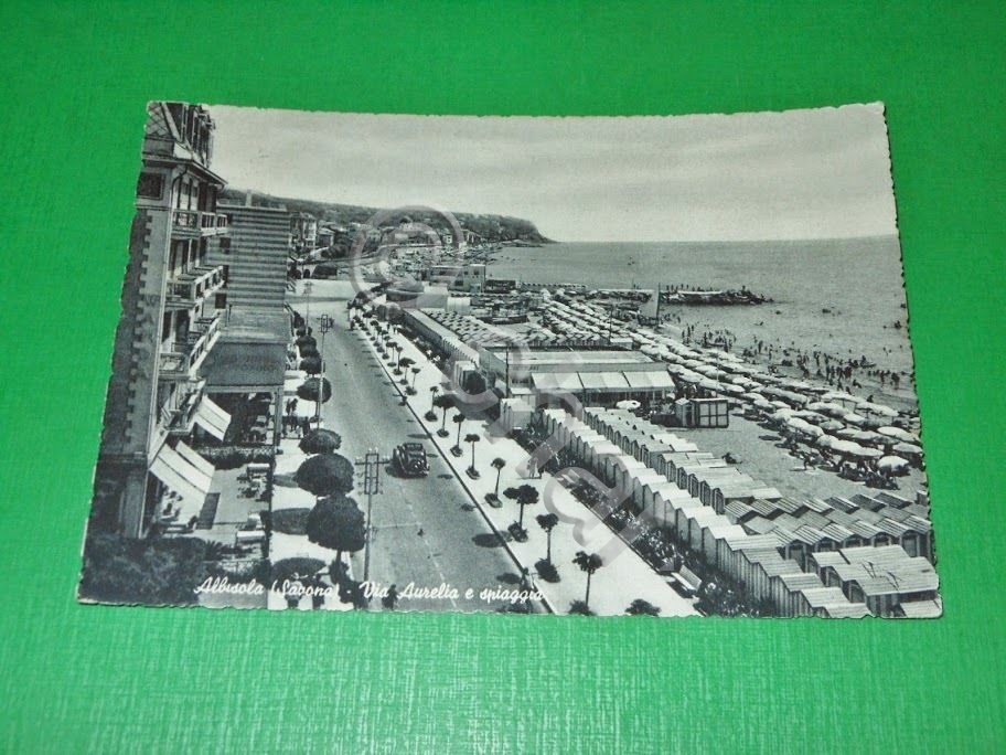 Cartolina Albisola ( Savona ) - Via Aurelia e Spiaggia …