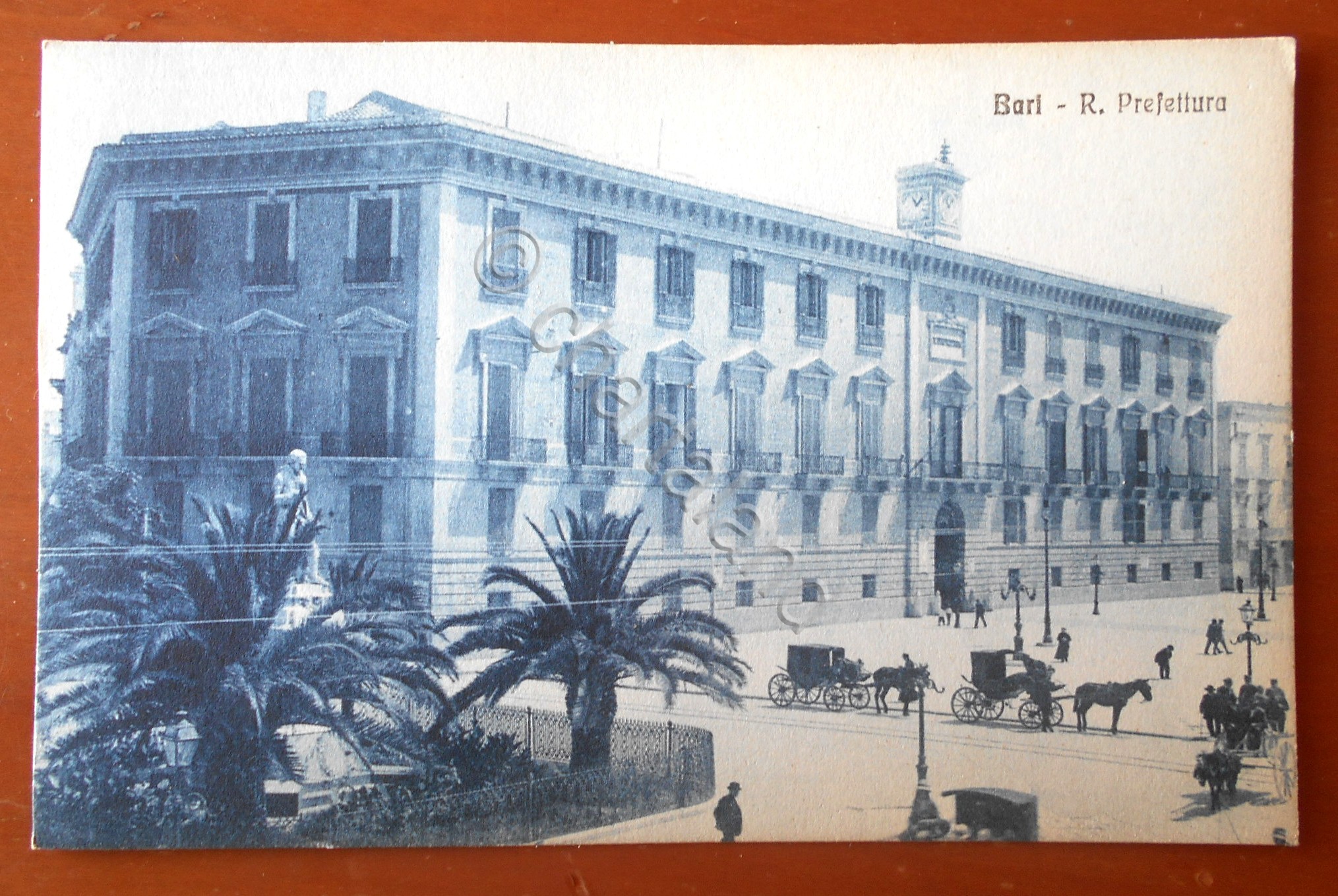 Cartolina Bari - R. Prefettura - 1940 ca.