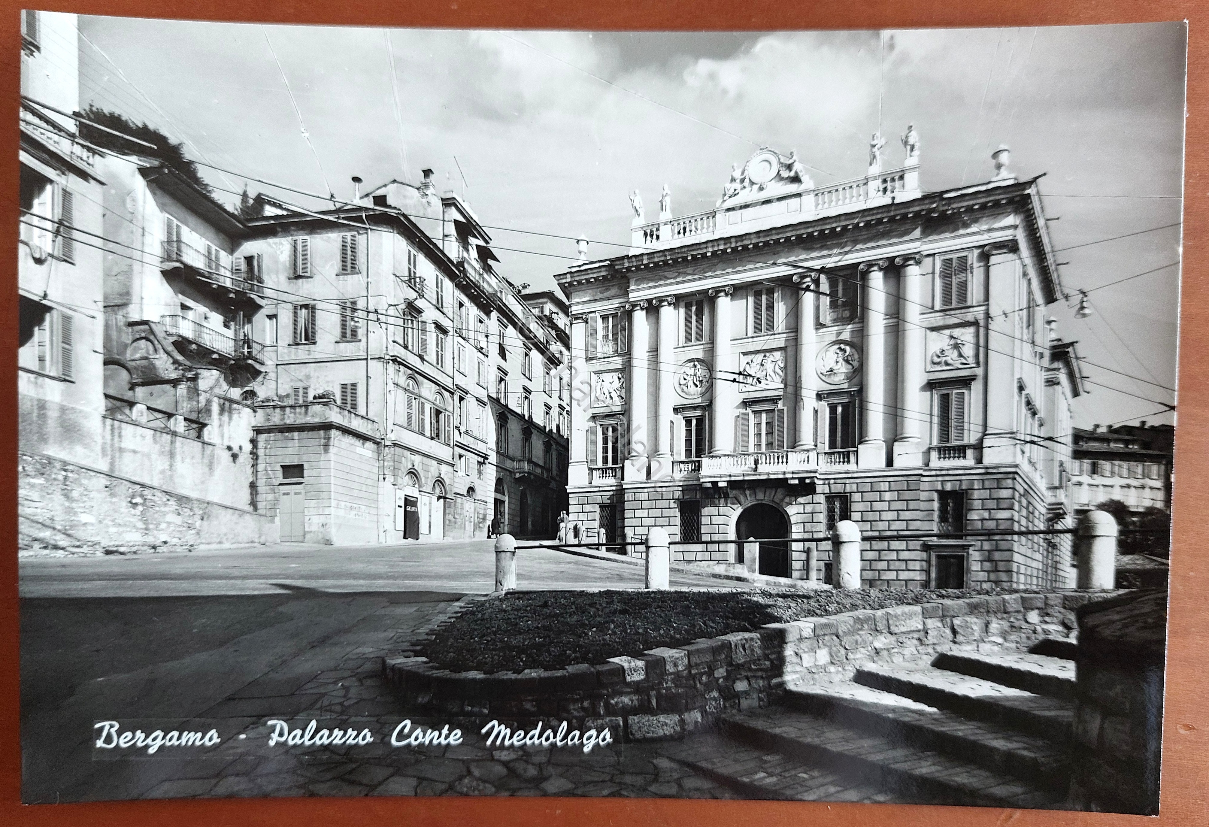 Cartolina Bergamo - Palazzo Conte Medolago - 1960 ca.