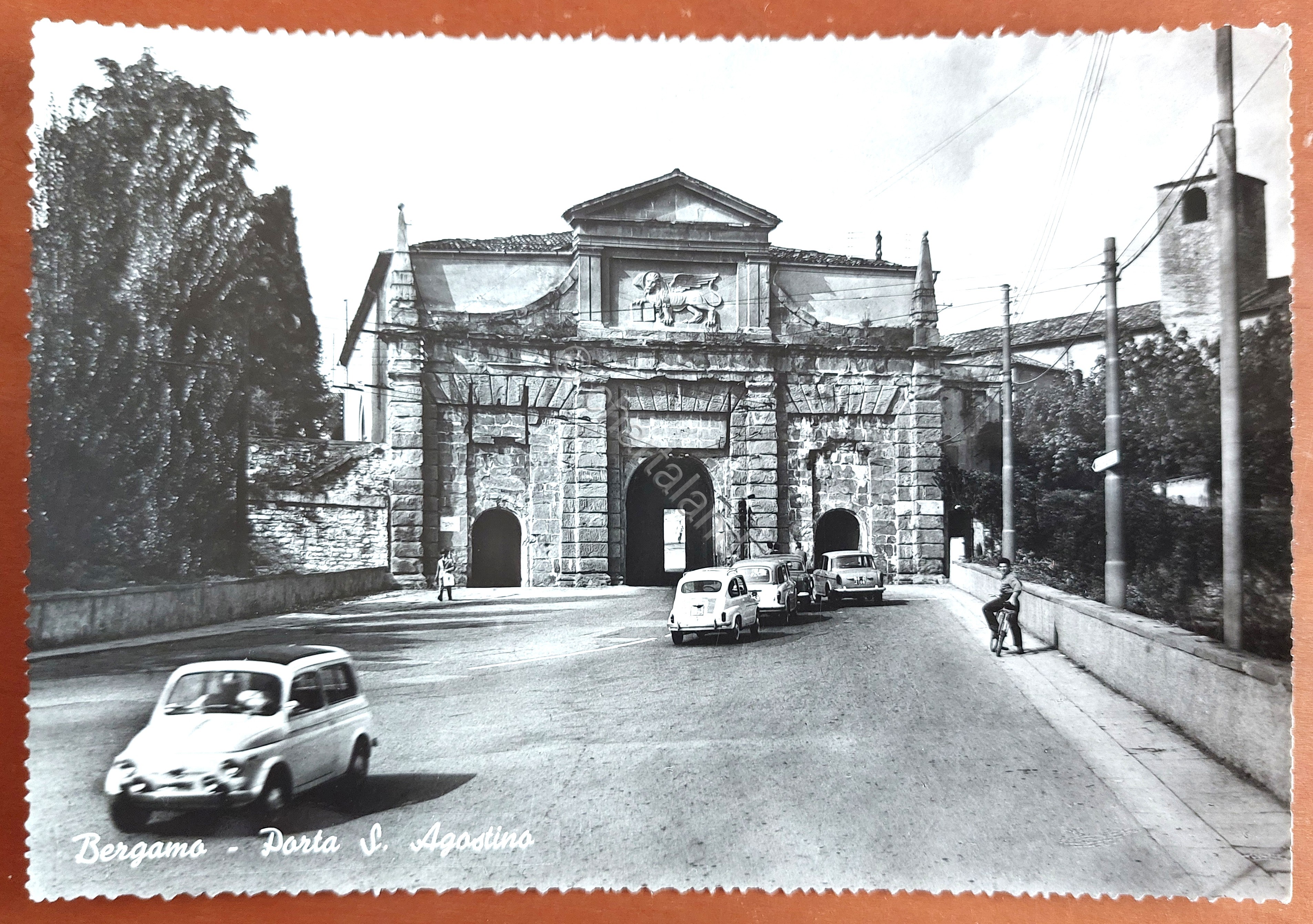 Cartolina Bergamo - Porta S. Agostino - 1960 ca.