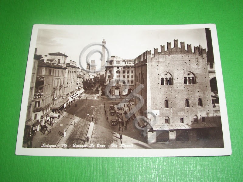 Cartolina Bologna - Palazzo Re Enzo - Via Rizzoli 1936.