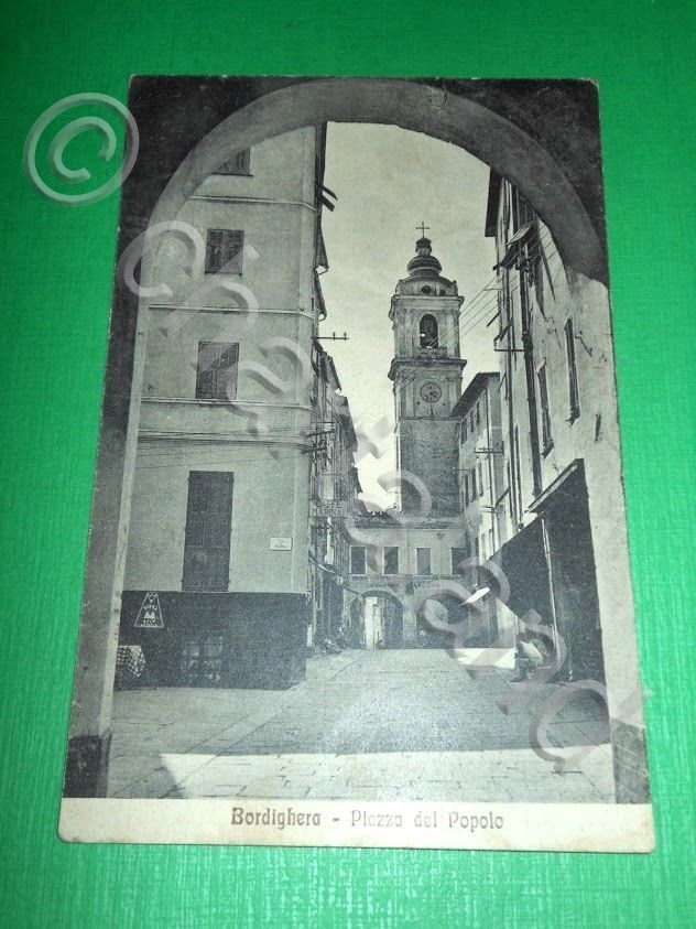 Cartolina Bordighera - Piazza del Popolo 1939.