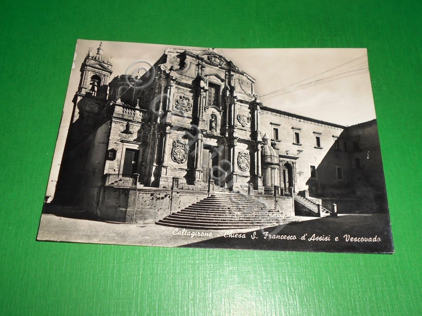 Cartolina Caltagirone - Chiesa S. Francesco d' Assisi e Vescovado …