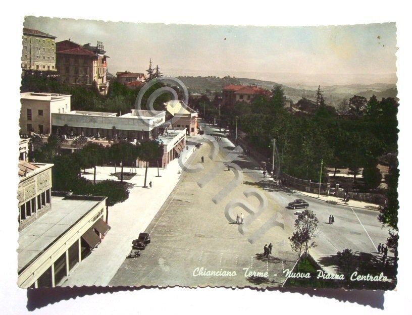 Cartolina Chianciano Terme - Nuova Piazza Centrale 1952.