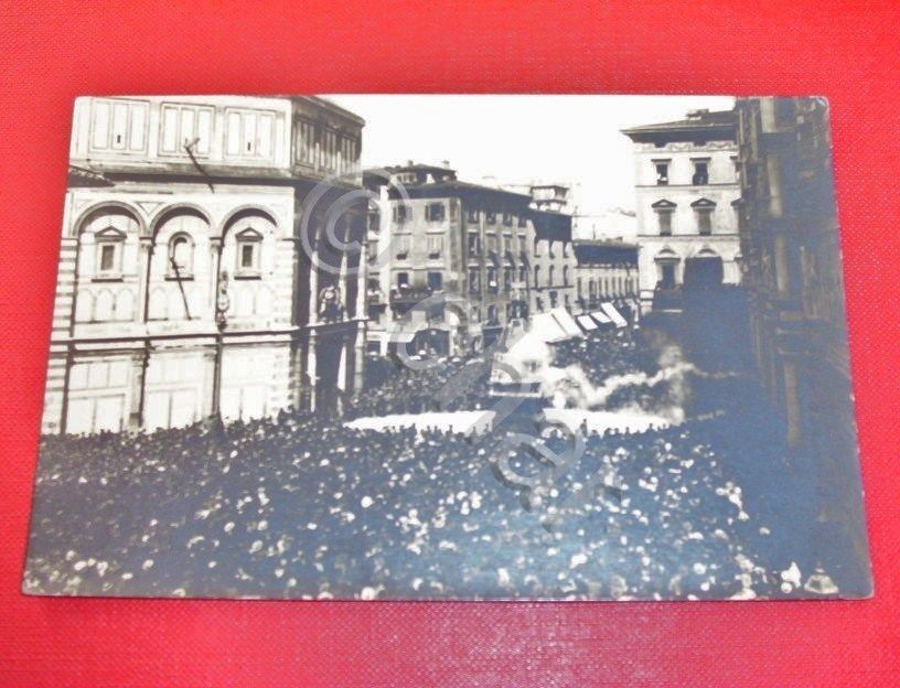 Cartolina Firenze - Lo scoppio del carro 1930 ca.