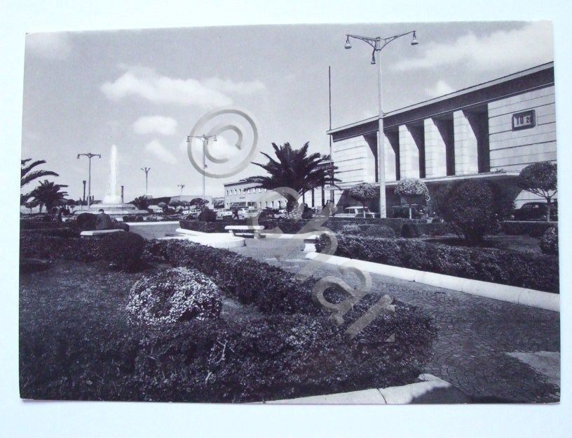 Cartolina Foggia - Stazione ferroviaria 1950 ca.