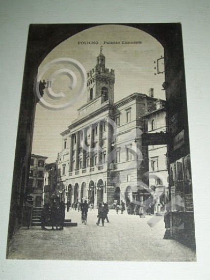 Cartolina Foligno - Palazzo Comunale 1939.