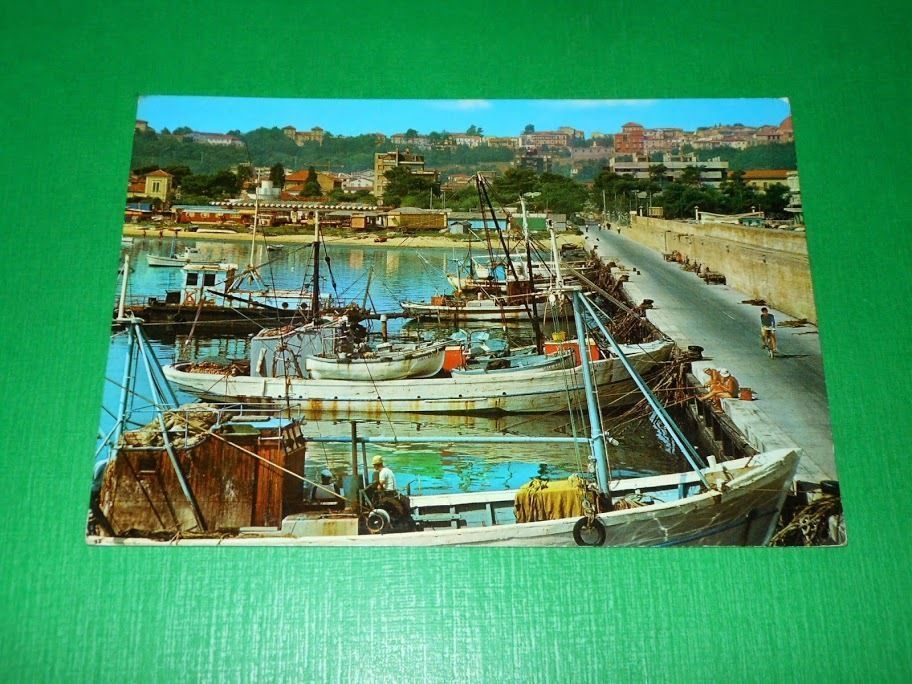 Cartolina Giulianova - Il molo 1973.