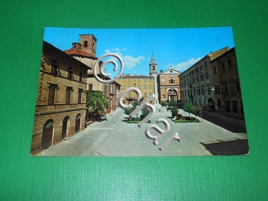 Cartolina Jesi - Piazza Federico Secondo 1968.