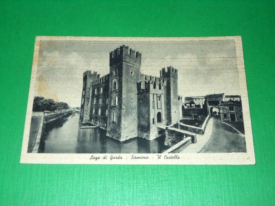 Cartolina Lago di Garda - Sirmione - Il Castello 1951.
