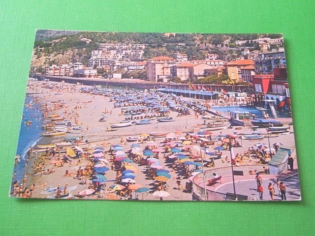 Cartolina Levanto - Veduta della spiaggia 1972.