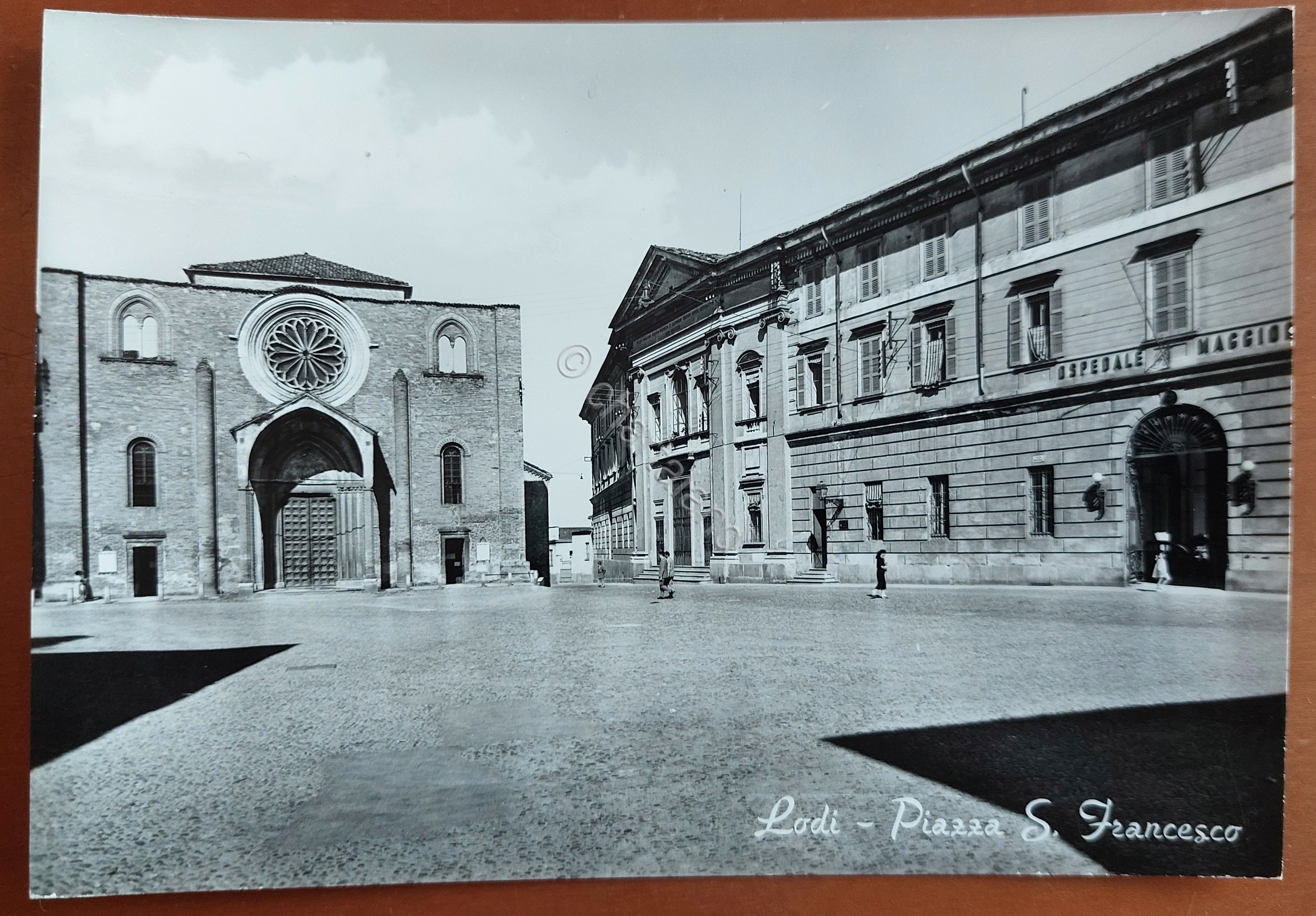 Cartolina Lodi - Piazza S. Francesco - 1950 ca.