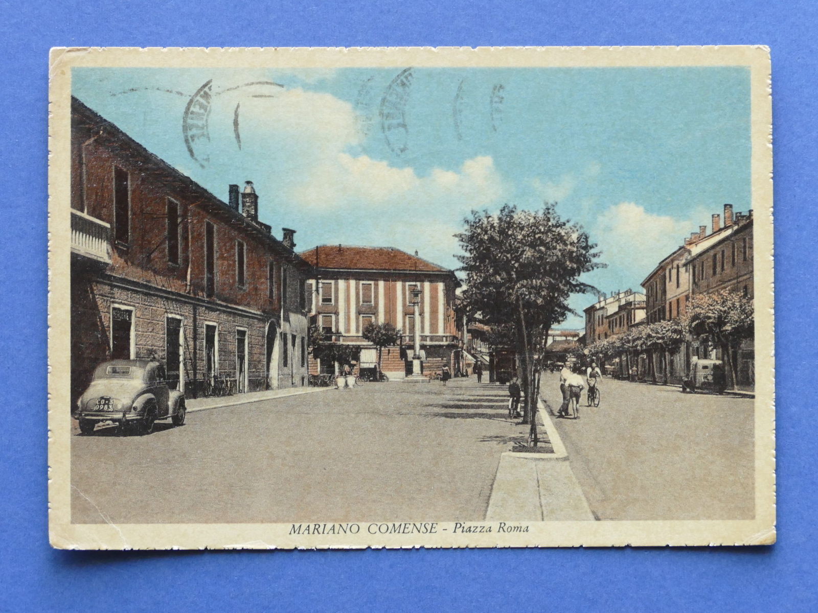 Cartolina Mariano Comense - Piazza Roma - 1957.