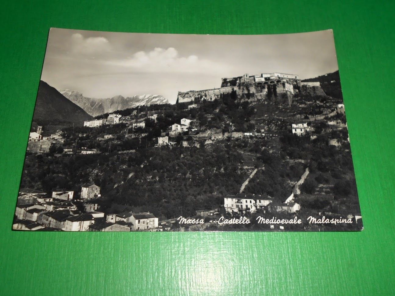 Cartolina Massa - Castello Medioevale Malaspina 1960 ca.