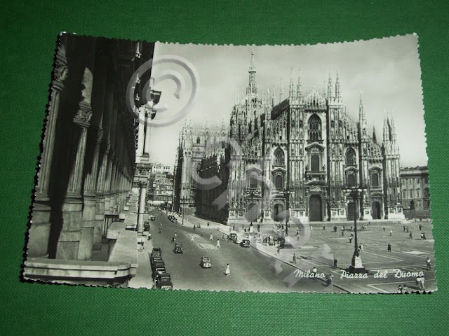 Cartolina Milano - Piazza del Duomo 1950 ca.