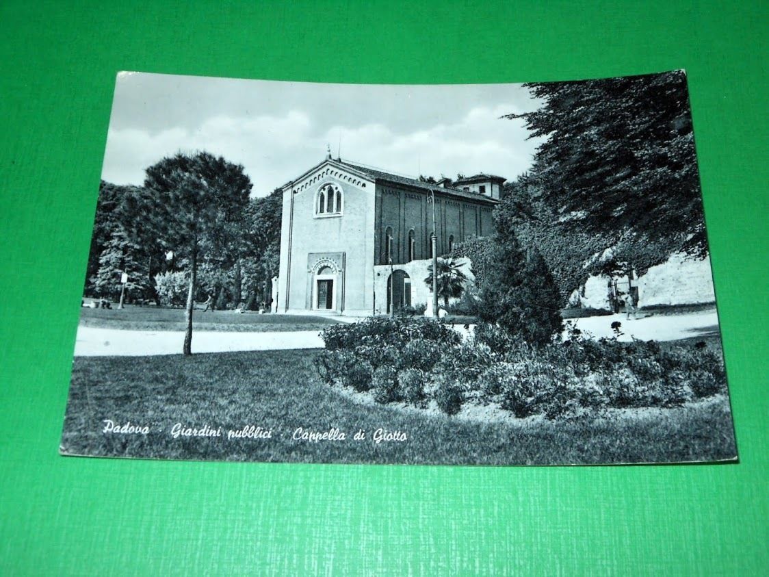 Cartolina Padova - Giardini pubblici - Cappella di Giotto 1963.