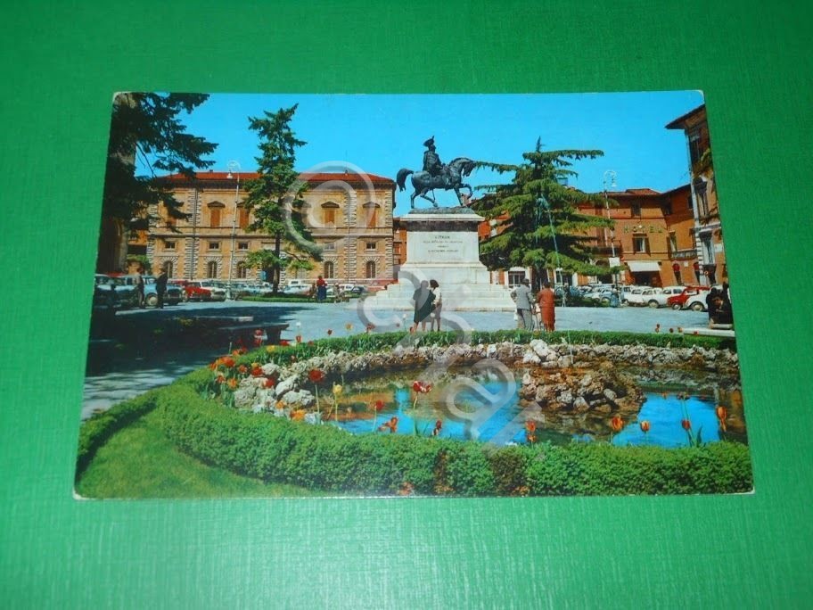Cartolina Perugia - Piazza Italia - Giardini Pubblici 1965 ca.