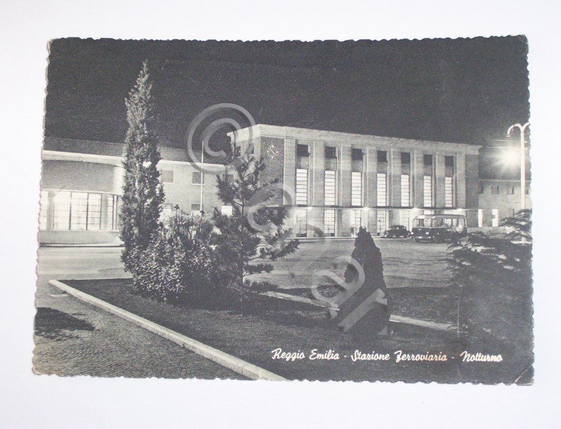 Cartolina Reggio Emilia - Stazione ferroviaria 1956