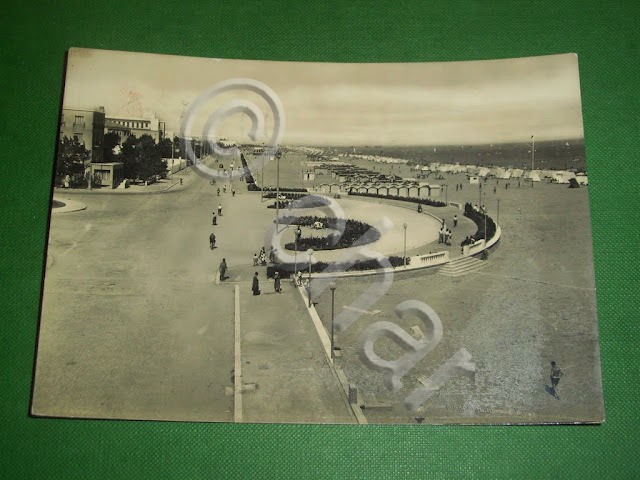 Cartolina Rimini - Lungomare 1956