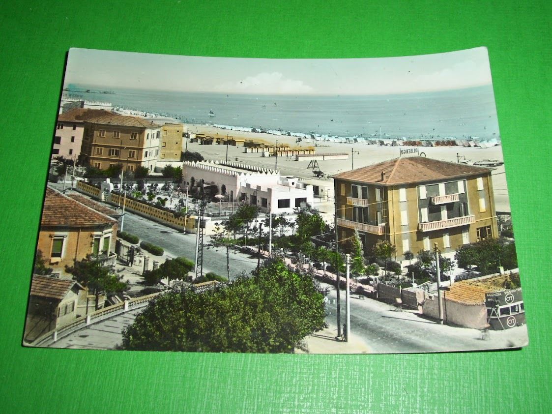 Cartolina Rimini - Spiaggia 1953.