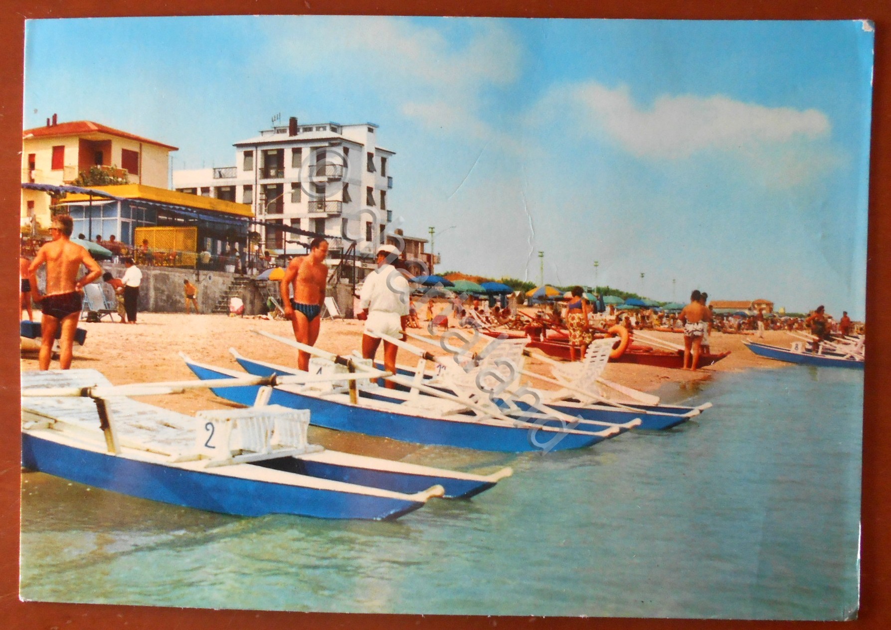 Cartolina Riviera Adriatica Torrette di Fano - Spiaggia - 1970
