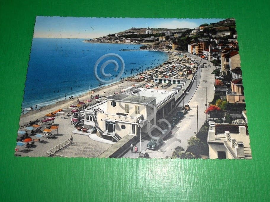 Cartolina Riviera dei Fiori - Arma - Bagni Nereide 1956.