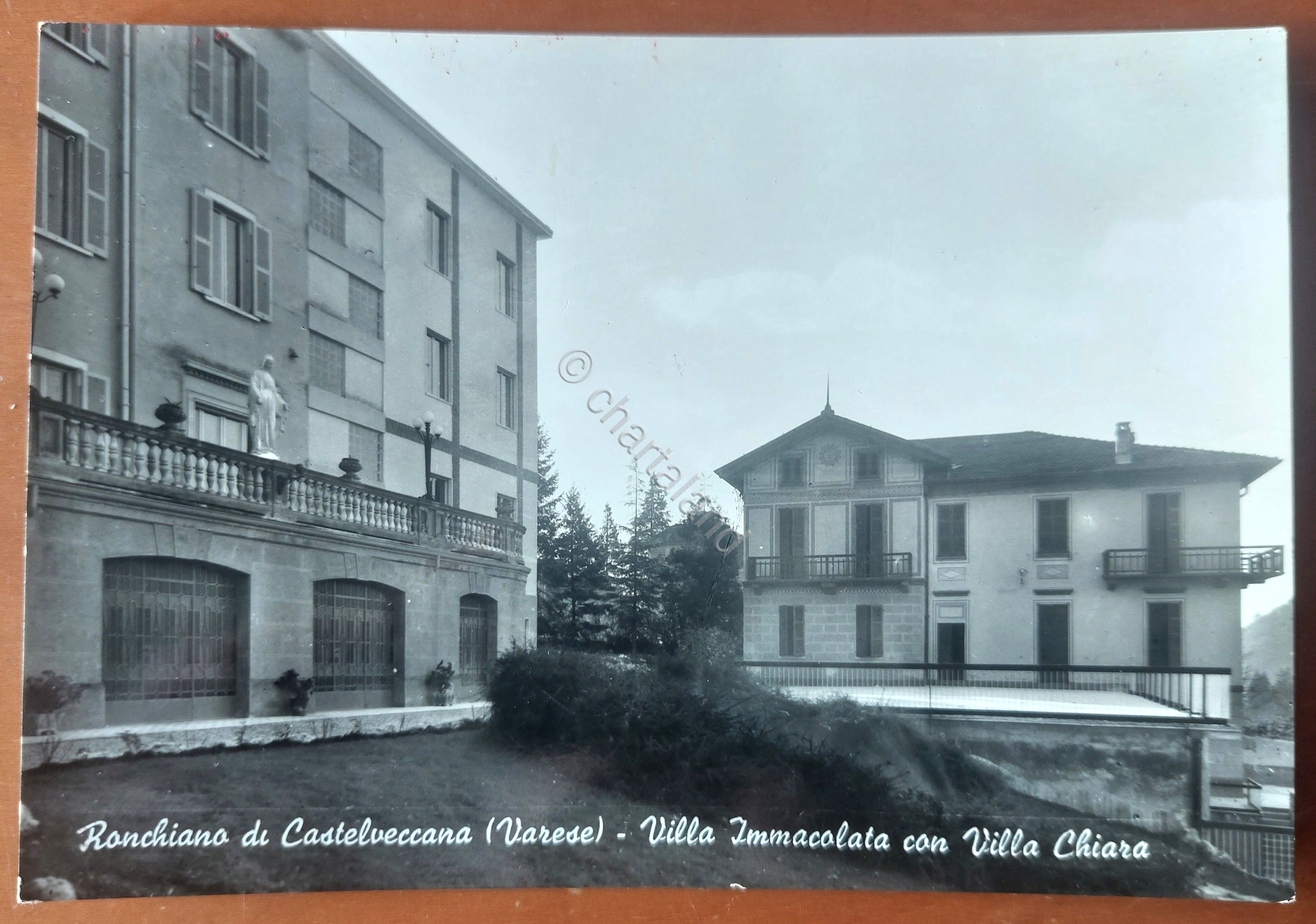 Cartolina Ronchiano di Castelveccana - Villa Immacolata con Villa Chiara …