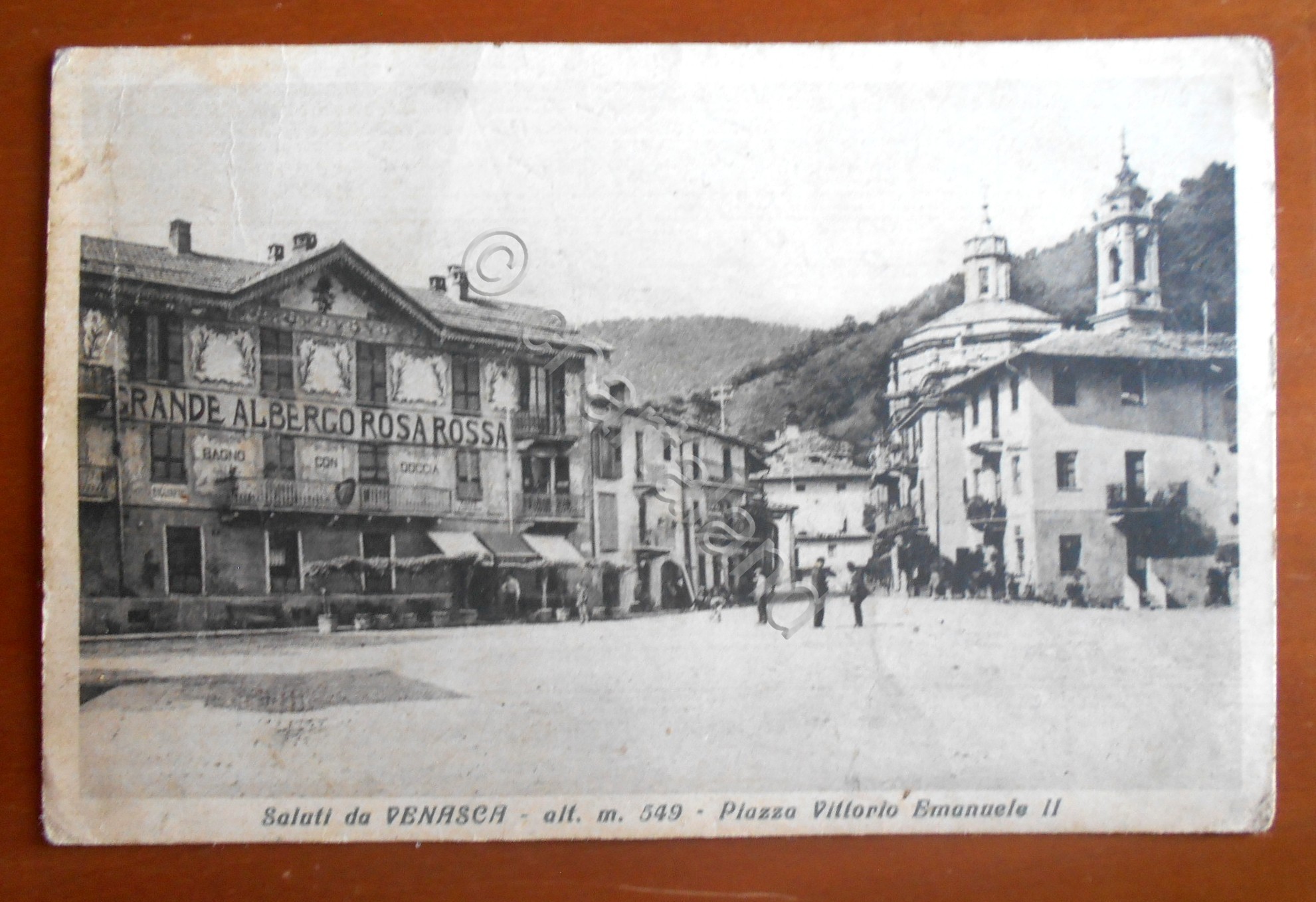 Cartolina Saluti da Venasca - Piazza Vittorio Emanuele II - …
