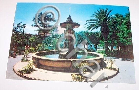 Cartolina Soleto Giardini Pubblici Fontana Lecce 1974.