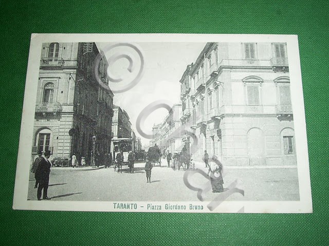 Cartolina Taranto - Piazza Giordano Bruno 1930 ca.
