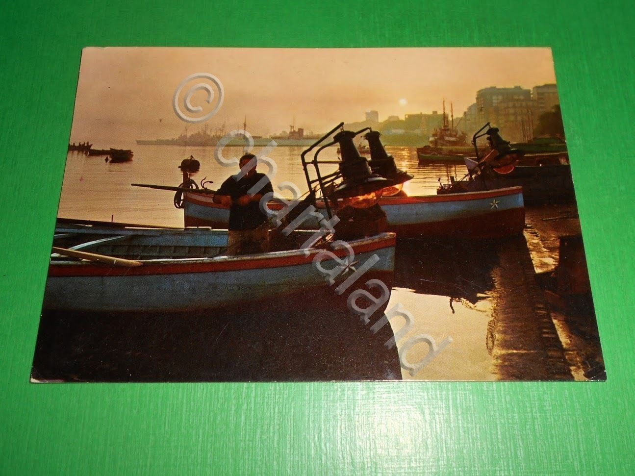 Cartolina Taranto - Rientro dalla pesca in Mar Piccolo 1969