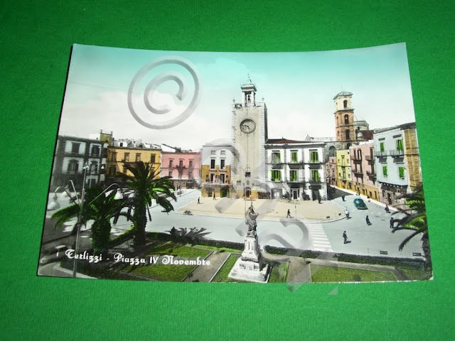 Cartolina Terlizzi ( Bari ) - Piazza IV Novembre 1960 …