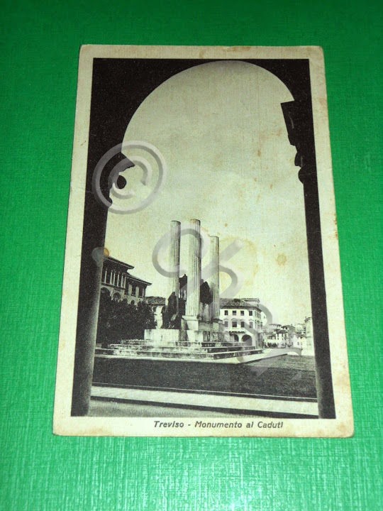 Cartolina Treviso - Monumento ai Caduti 1950.