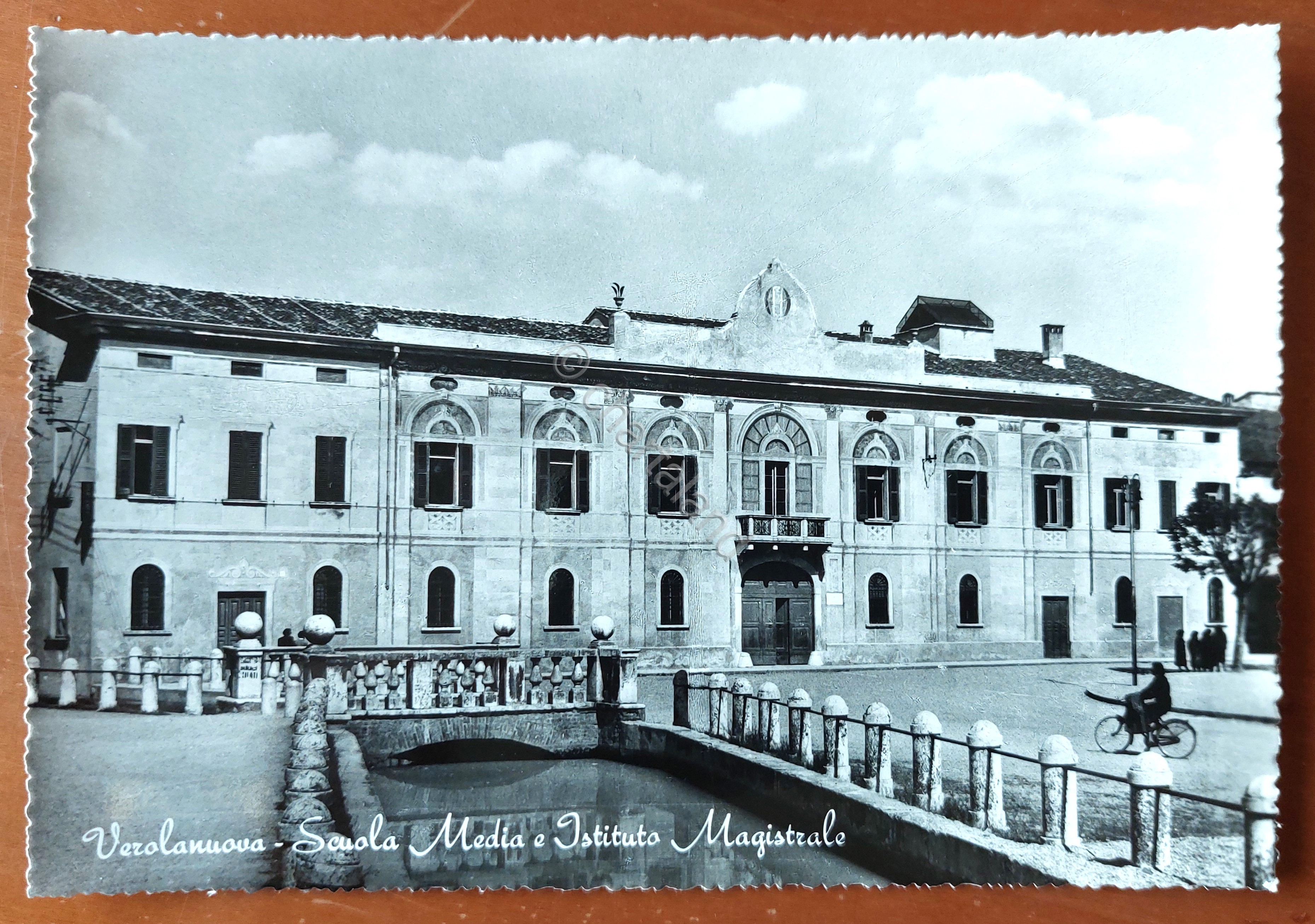 Cartolina Verolanuova - Scuola media e Istituto Magistrale - 1960 …