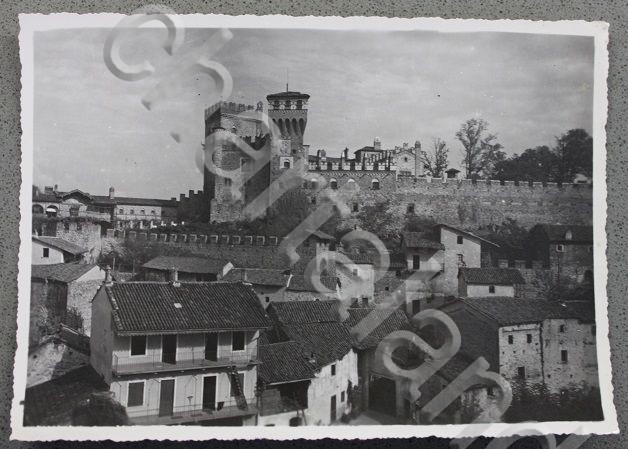 Foto d'archivio per cartolina Piemonte Castello del Pavone anni '50 …