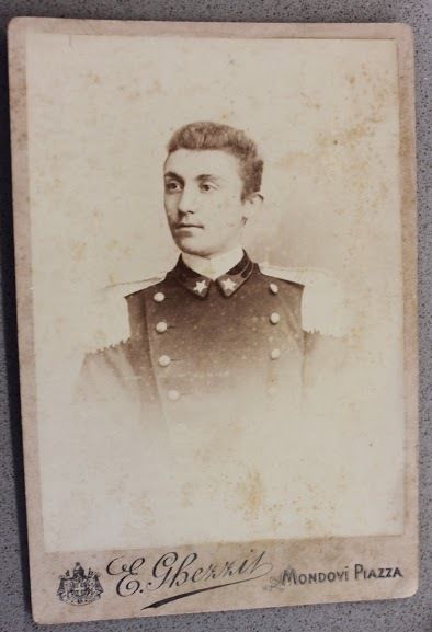 Foto E. Ghezzi albumina Mondovì militare uniforme caporale 4° fanteria …