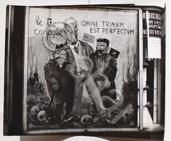 Foto Publifoto - Propaganda periodo bellico 1944 Vetrina ottico Milano …