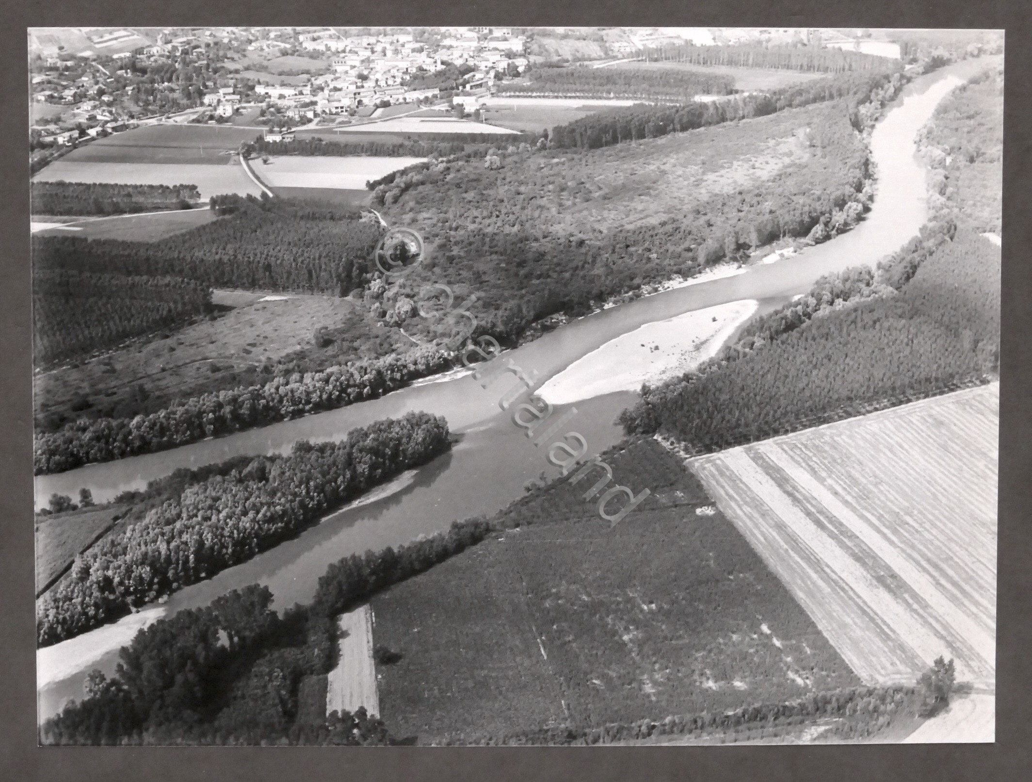 Fotografia aerea - Confluenza dei fiumi Tanaro e Bormida - …