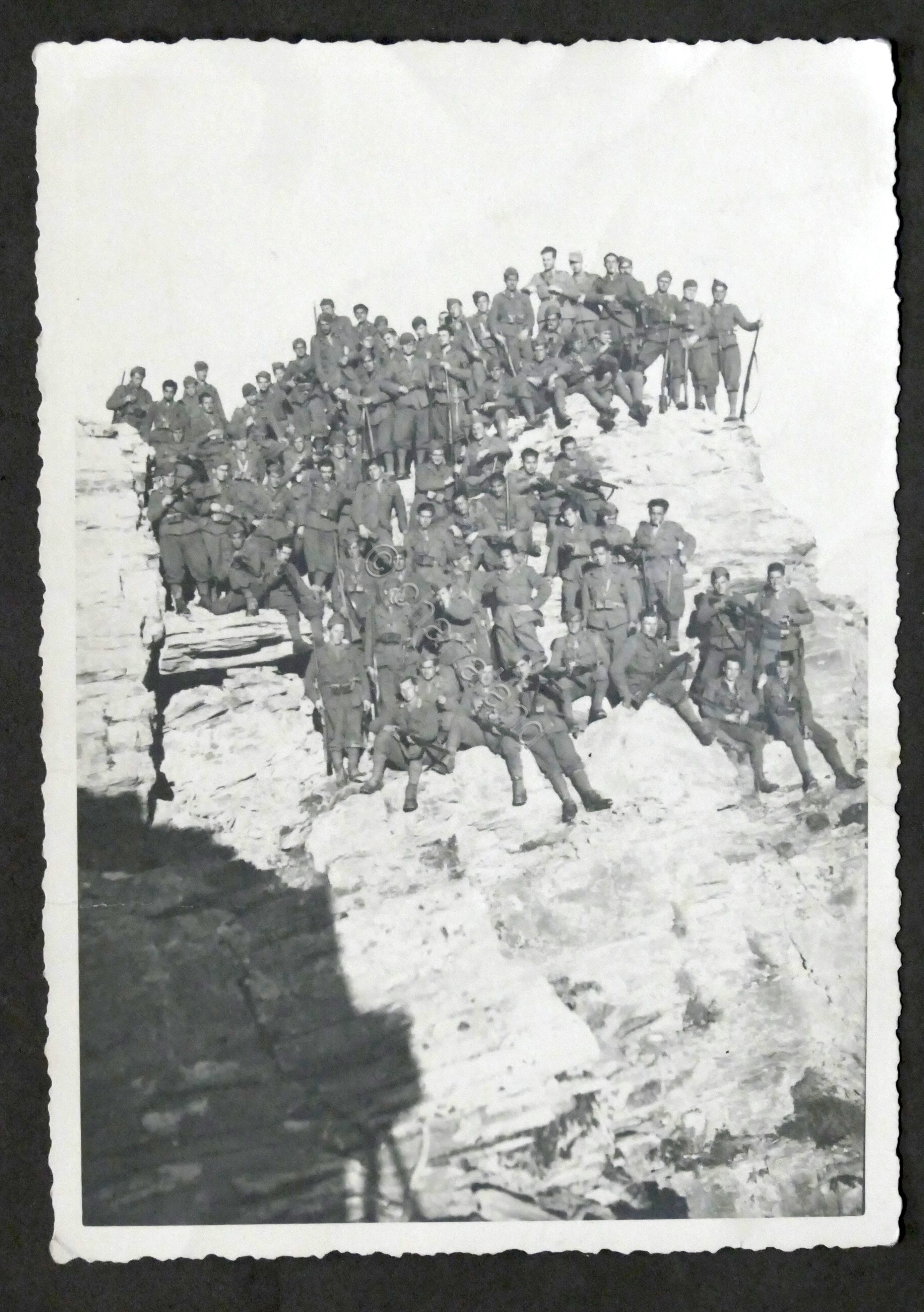 Fotografia militari italiani sul Monte Bersaio (Valle Stura - Piemonte) …