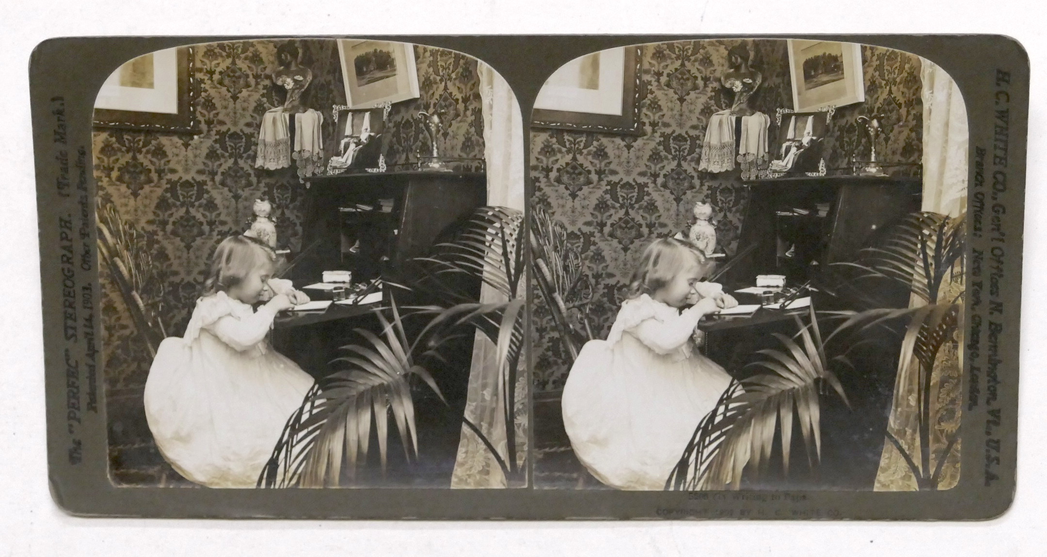 Fotografia stereoscopica - Bambina scrive una lettera al padre - …
