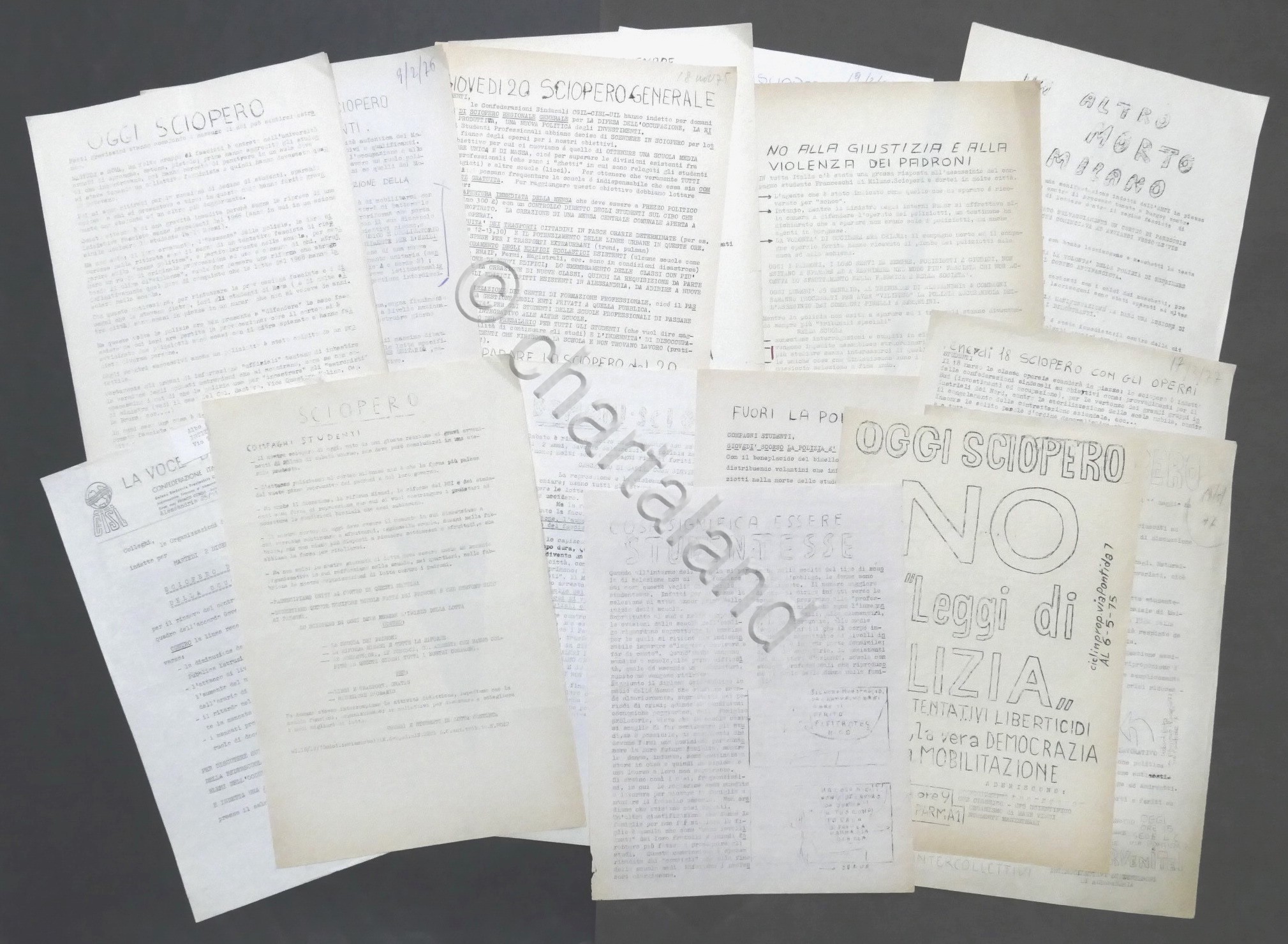 Lotto 16 volantini Collettivi Studenteschi - Alessandria e Provincia - …