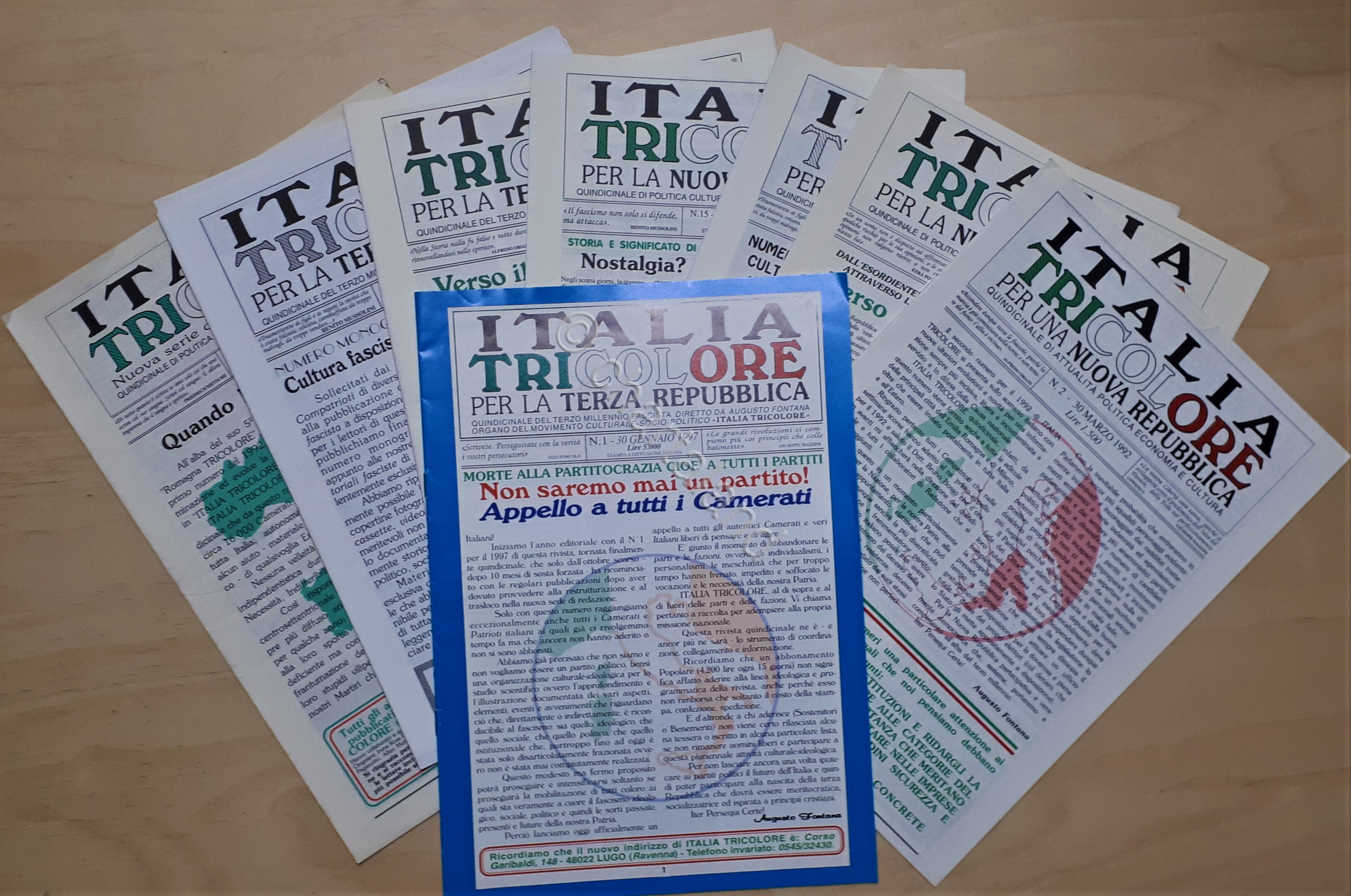 Lotto 9 fascicoli - Rivista Italia Tricolore per la Terza …