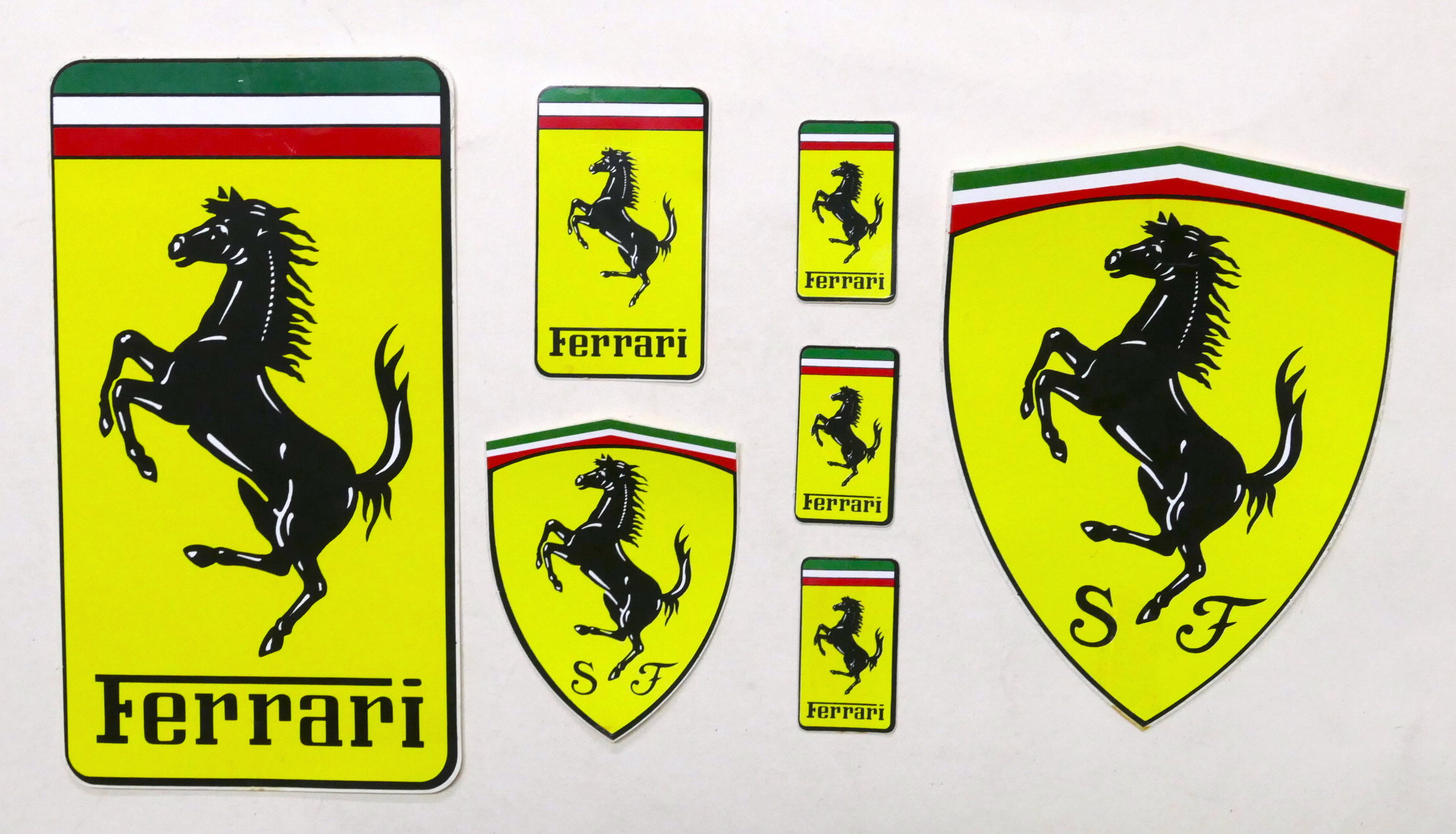 Pubblicità Automobilismo - Lotto 7 adesivi Ferrari