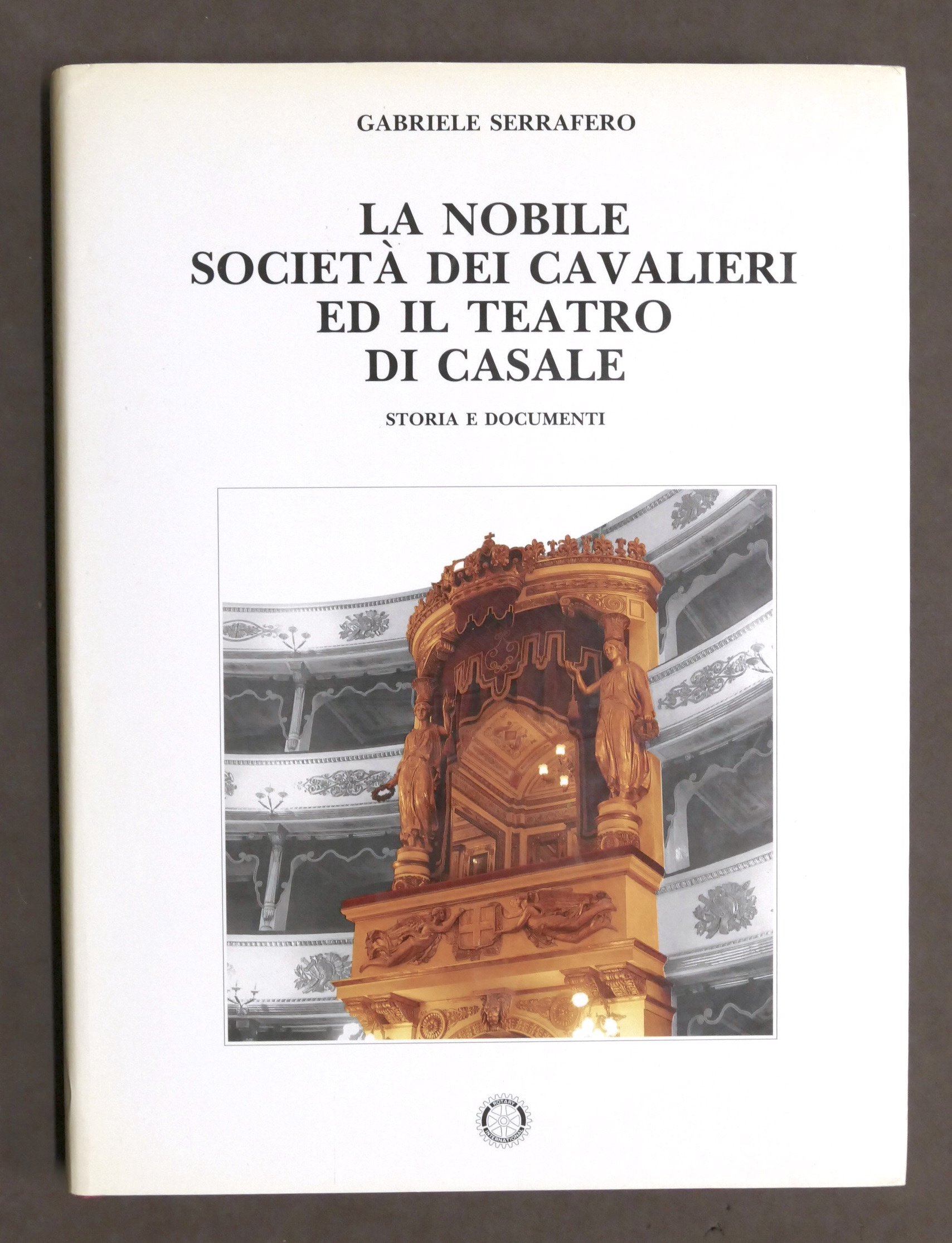 Serrafero - La nobile società dei cavalieri e il teatro …