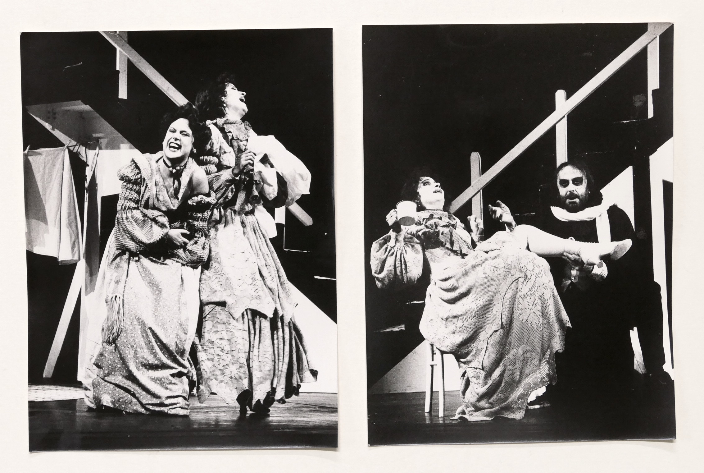 Teatro Stabile Torino - Lotto 2 fotografie spettacolo L?eroe borghese …