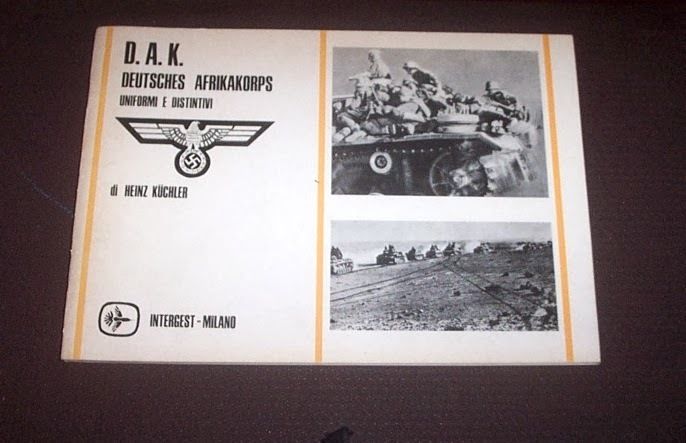 WWII Deutsches Afrikakorps Uniformi Distintivi - 1 ed. 1973