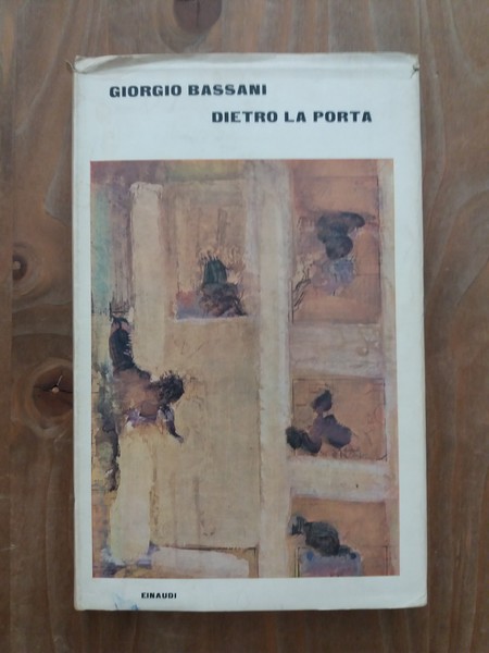 Dietro la porta