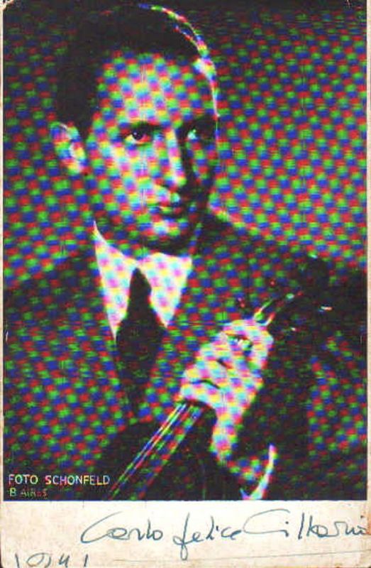 Fotocartolina con data e firma autografe del musicista.