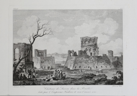 Chateau de Lucera dans la Pouille bati par l'Empereur Frederic …